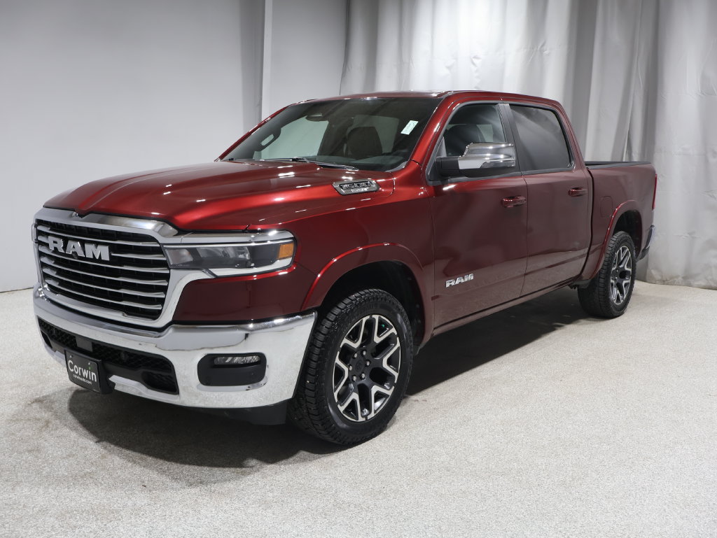 Used 2025 RAM 1500 Laramie AWD/4WD image 6
