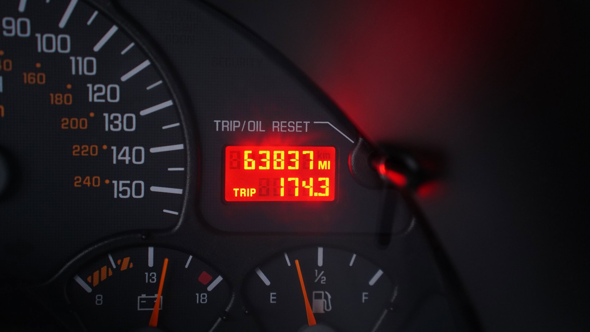 Used 2000 Pontiac Firebird Trans Am RWD image 33