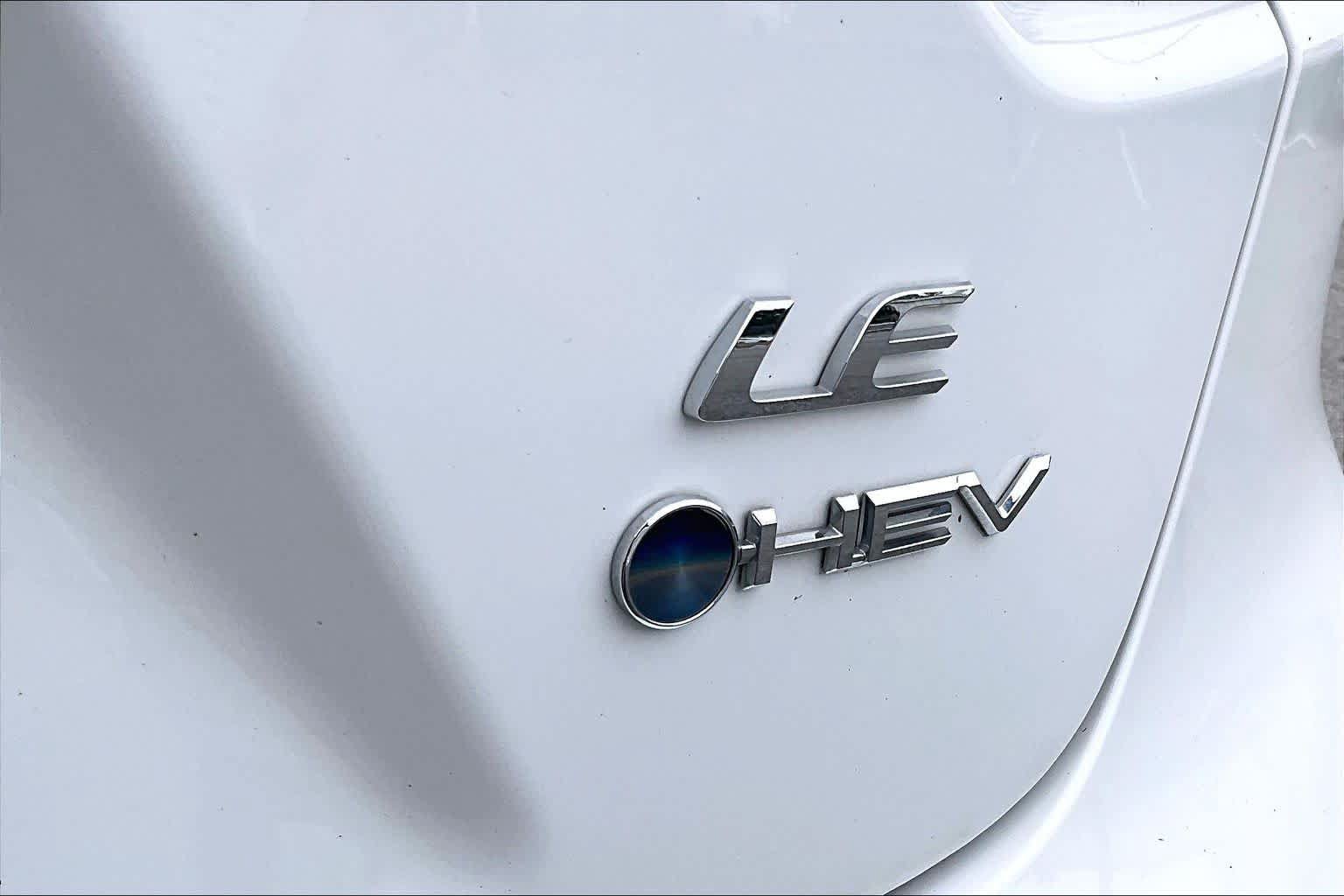 Used 2025 Toyota Corolla LE FWD image 10