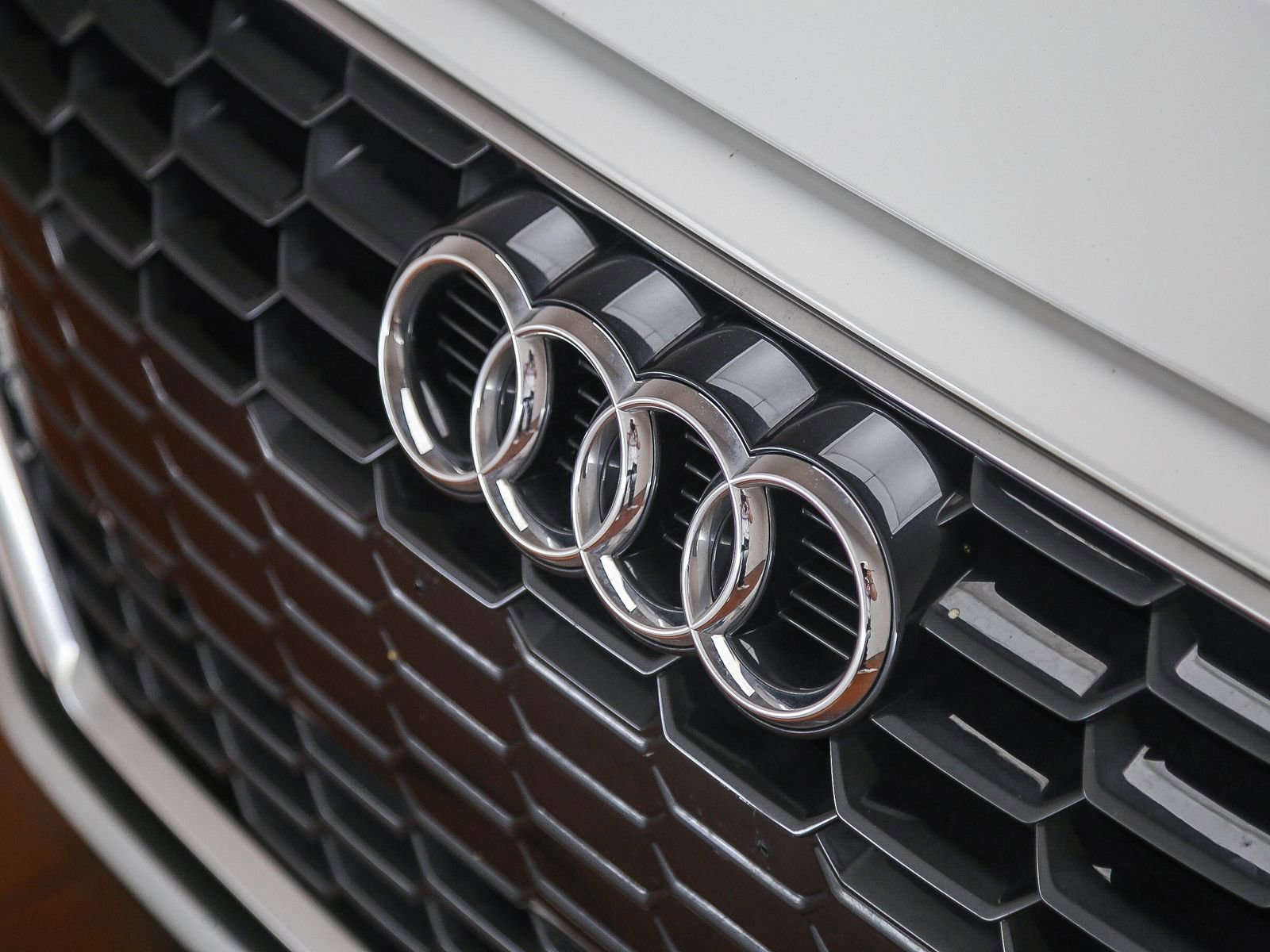Used 2023 Audi A3 2.0T Premium w/ Convenience Package FWD image 9