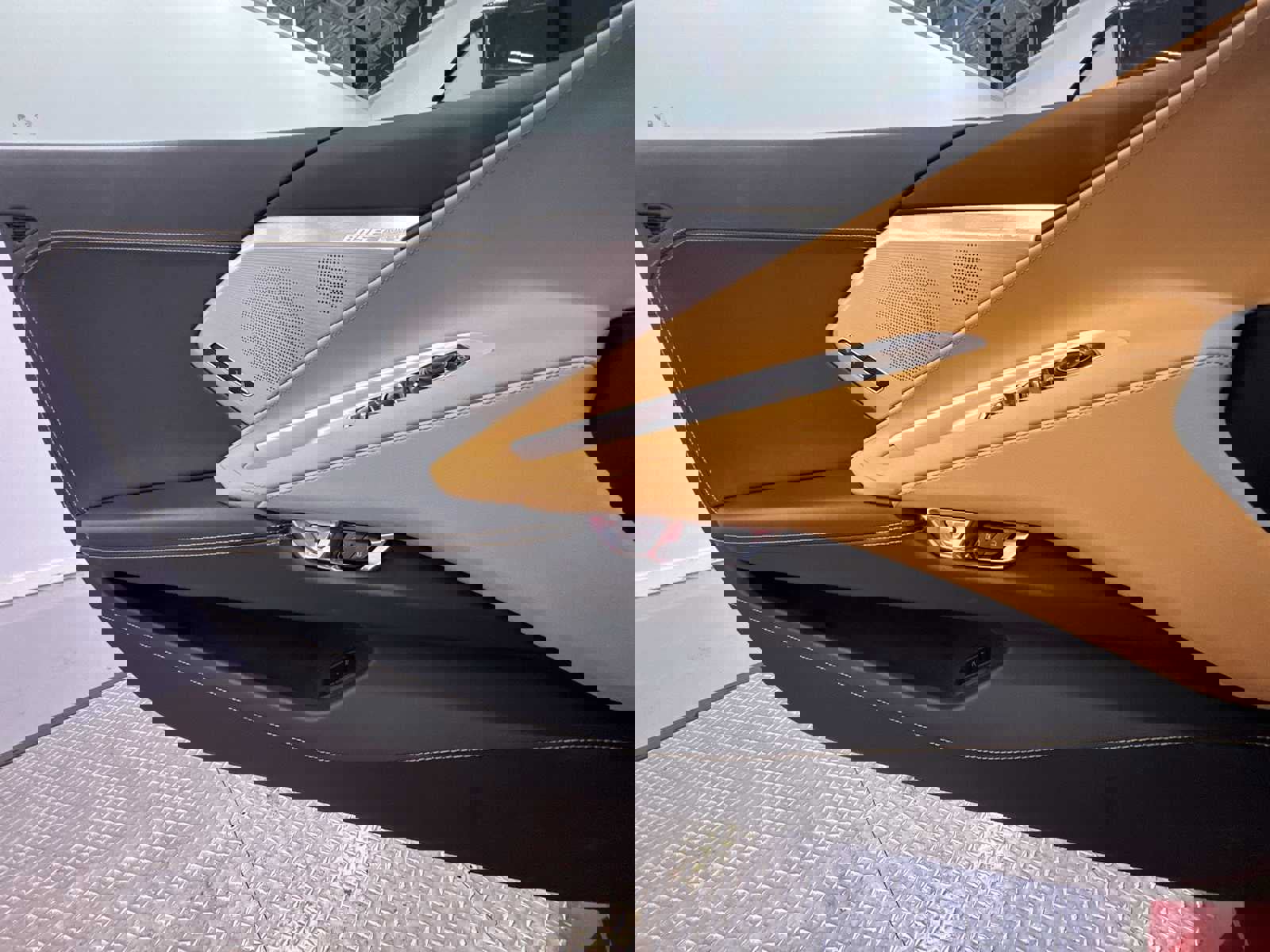 Used 2020 Chevrolet Corvette Stingray Preferred Conv w/ 2LT Preferred Equipment Group image 30