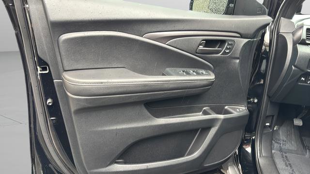 Used 2023 Honda Passport EX-L image 11
