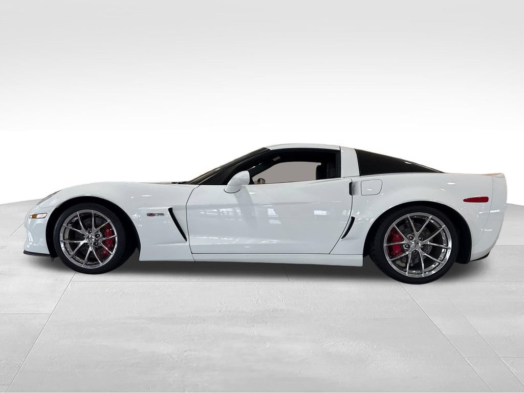 Used 2012 Chevrolet Corvette Z06 w/ 2LZ Preferred Equipment Group RWD image 2