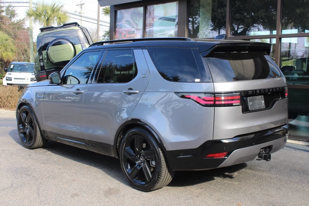 Certified 2025 Land Rover Discovery Dynamic SE AWD/4WD image 9