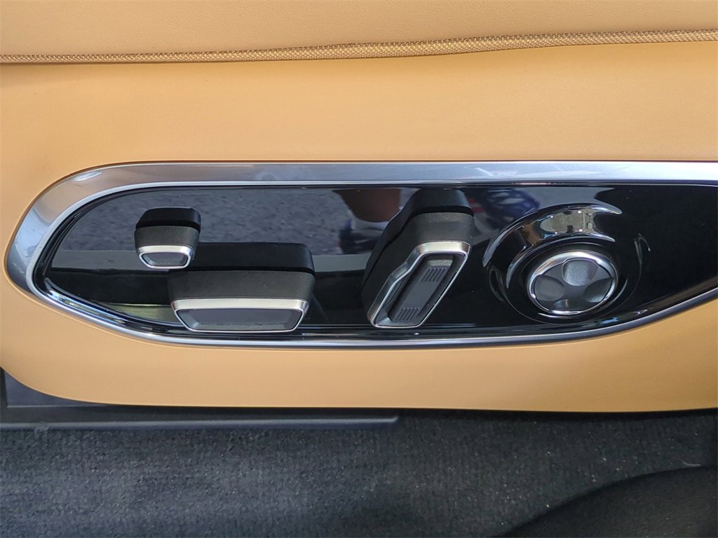 New 2025 Jeep Grand Cherokee Summit image 21