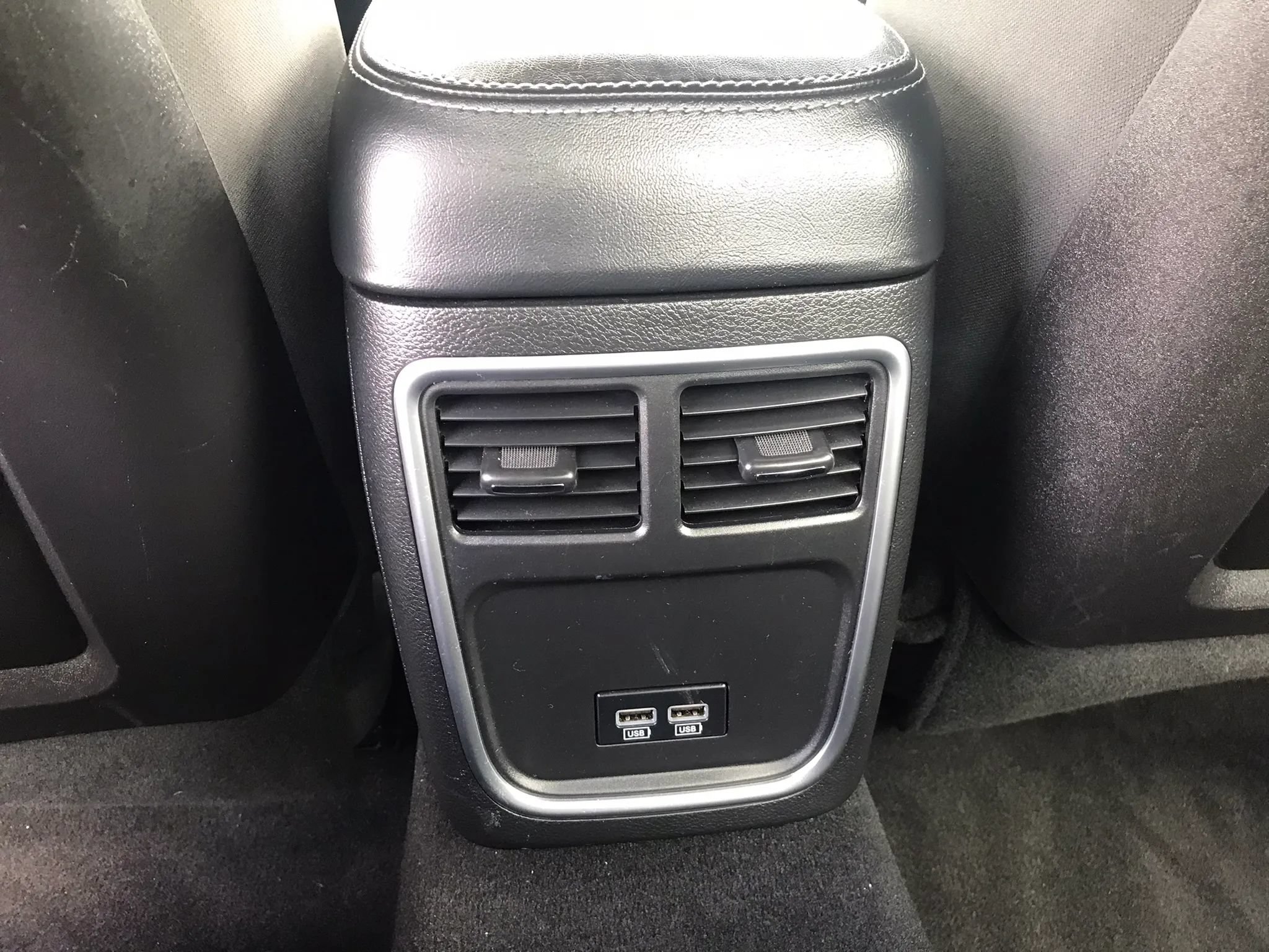 Used 2019 Dodge Charger SXT AWD/4WD image 33