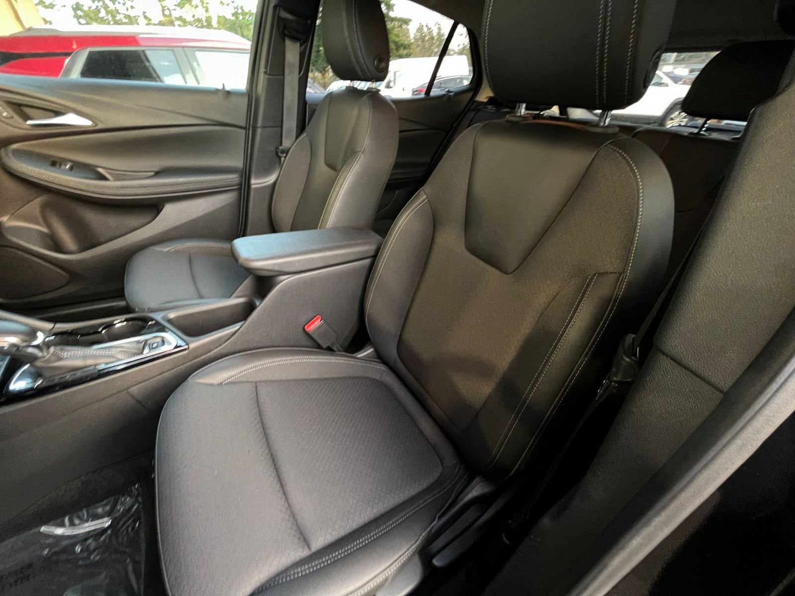 Used 2025 Buick Encore GX Preferred image 37