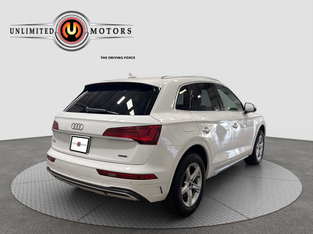 Used 2023 Audi Q5 2.0T Premium w/ Convenience Package AWD/4WD image 4