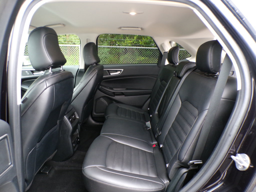 Used 2022 Ford Edge SEL w/ Convenience Package AWD/4WD image 18