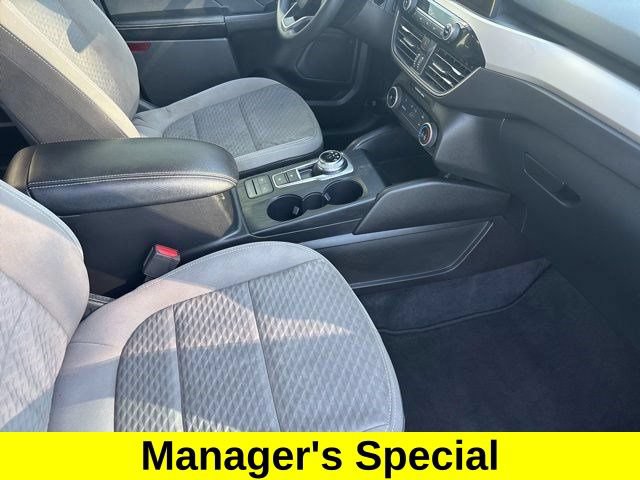 Used 2022 Ford Escape SE FWD image 37