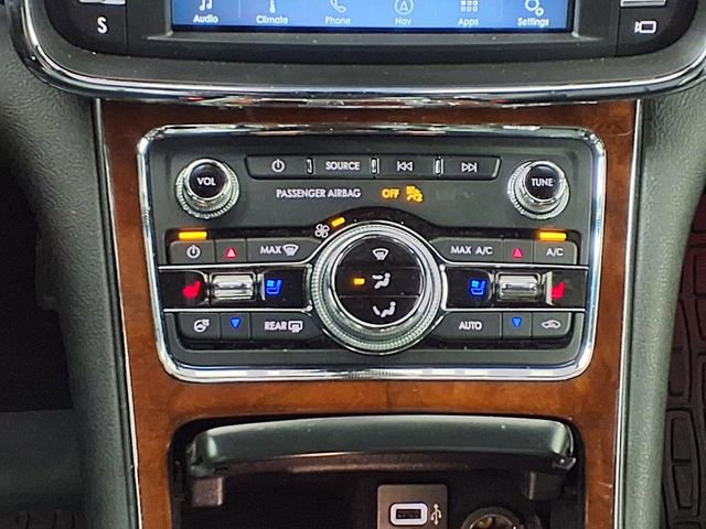 Used 2019 Lincoln Continental Reserve image 21