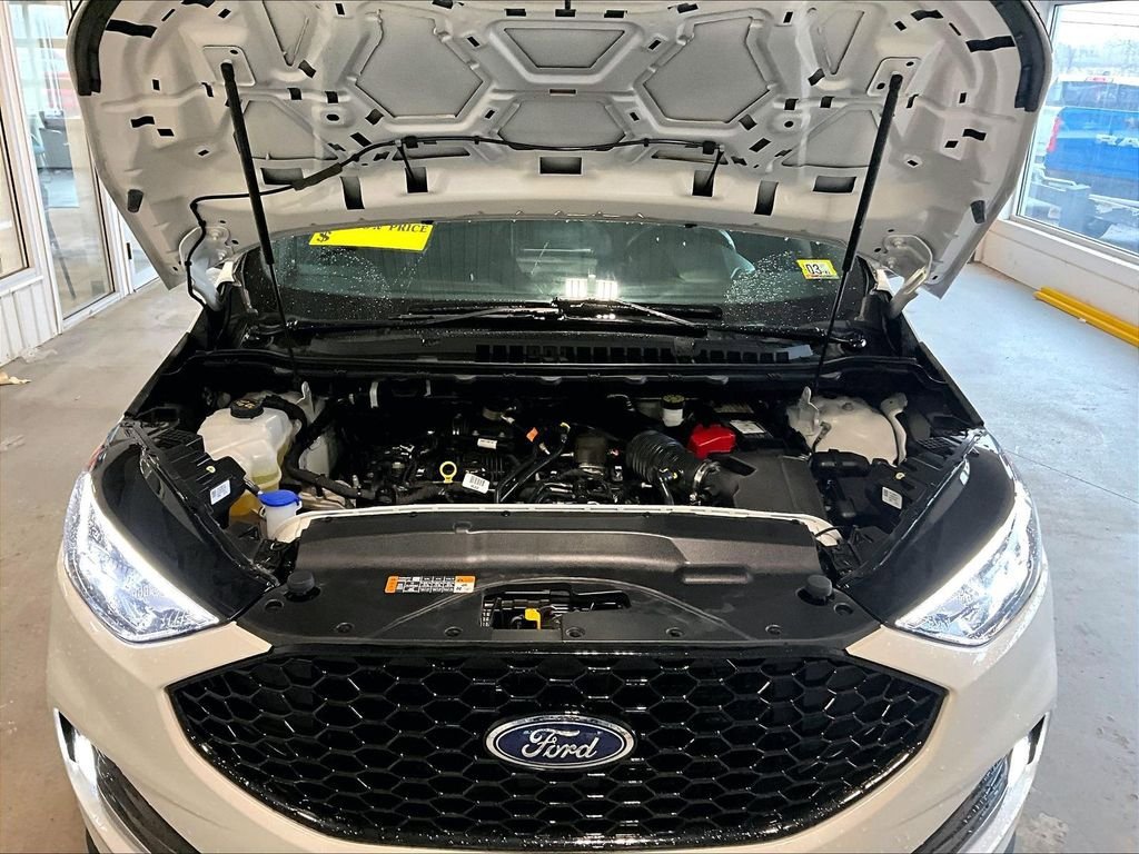 Used 2022 Ford Edge ST-Line w/ Class II Trailer Tow Package image 28