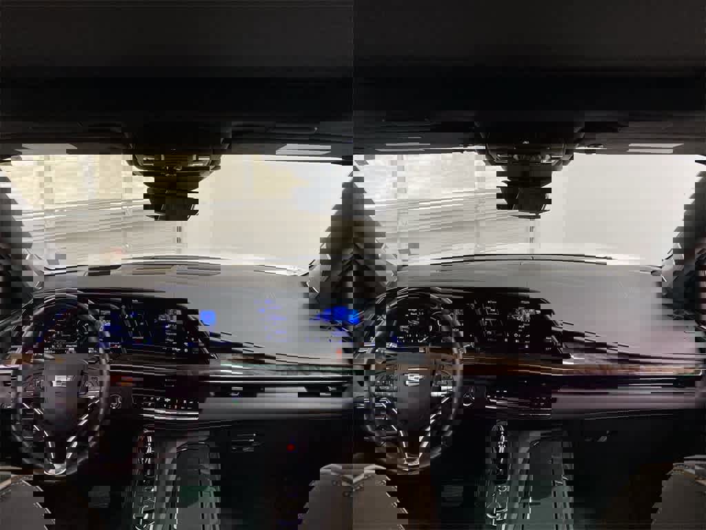 Certified 2024 Cadillac Escalade Premium Luxury Platinum image 14