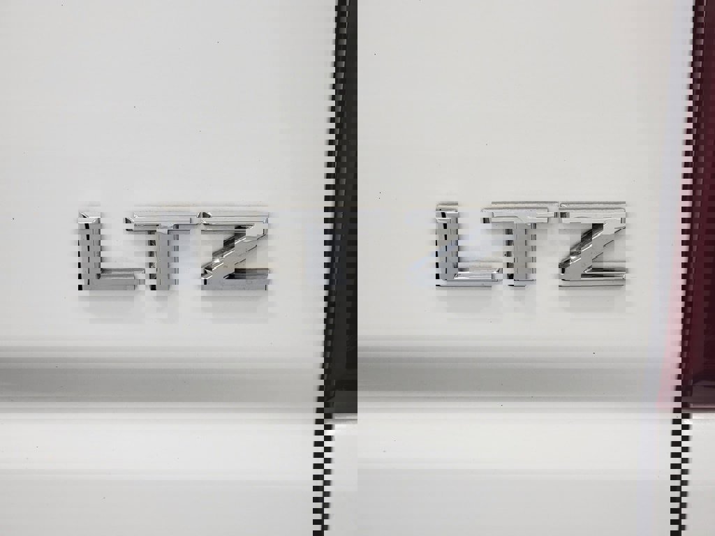 Used 2019 Chevrolet Silverado 1500 LTZ w/ LTZ Plus Package image 16