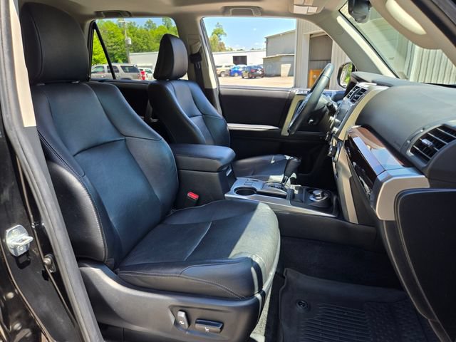 Used 2021 Toyota 4Runner Limited AWD/4WD image 22