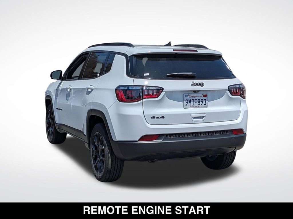 Used 2026 Jeep Compass Latitude AWD/4WD image 6