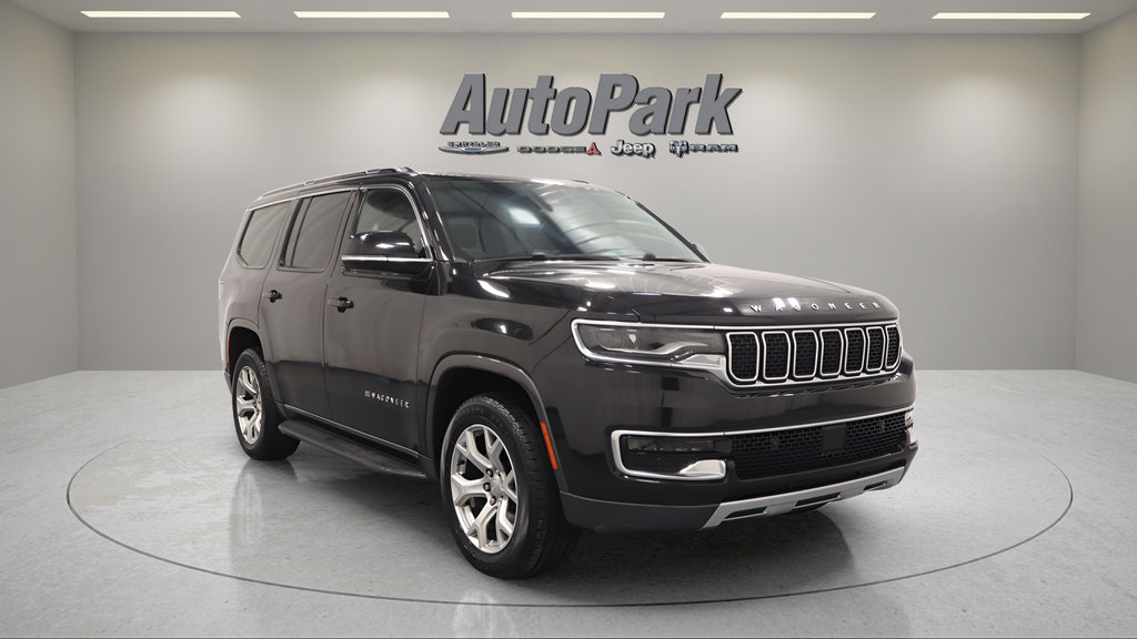 Used 2022 Jeep Wagoneer Series II AWD/4WD image 2