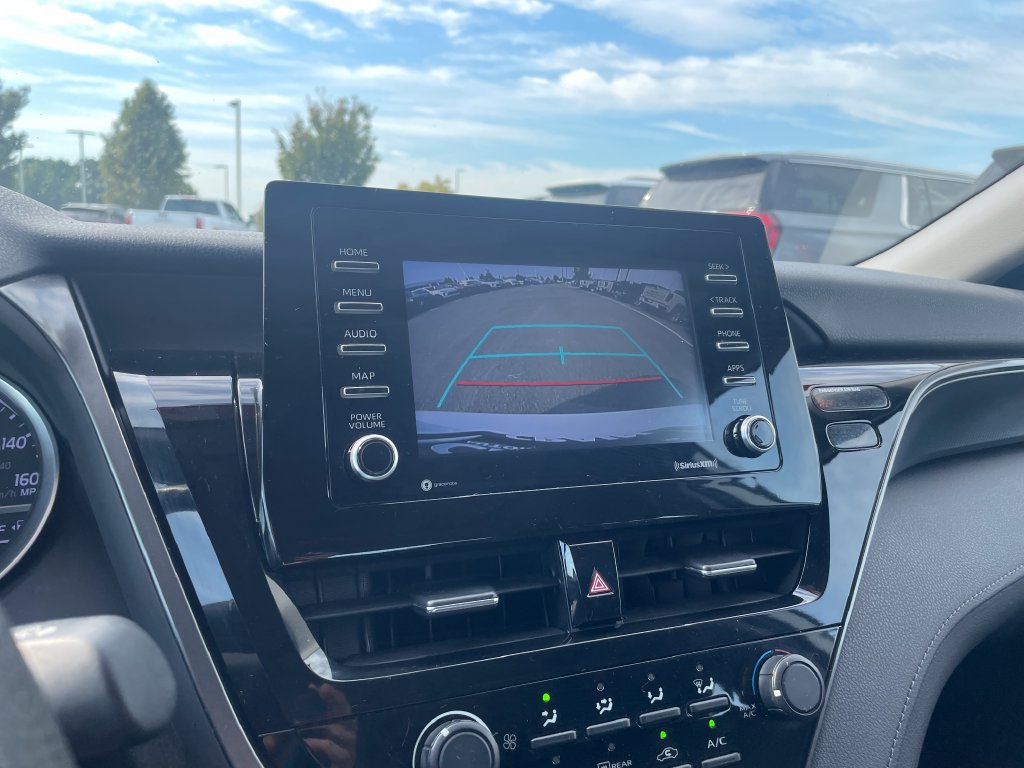 Used 2021 Toyota Camry LE AWD/4WD image 18