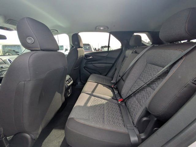 Used 2024 Chevrolet Equinox LT image 11