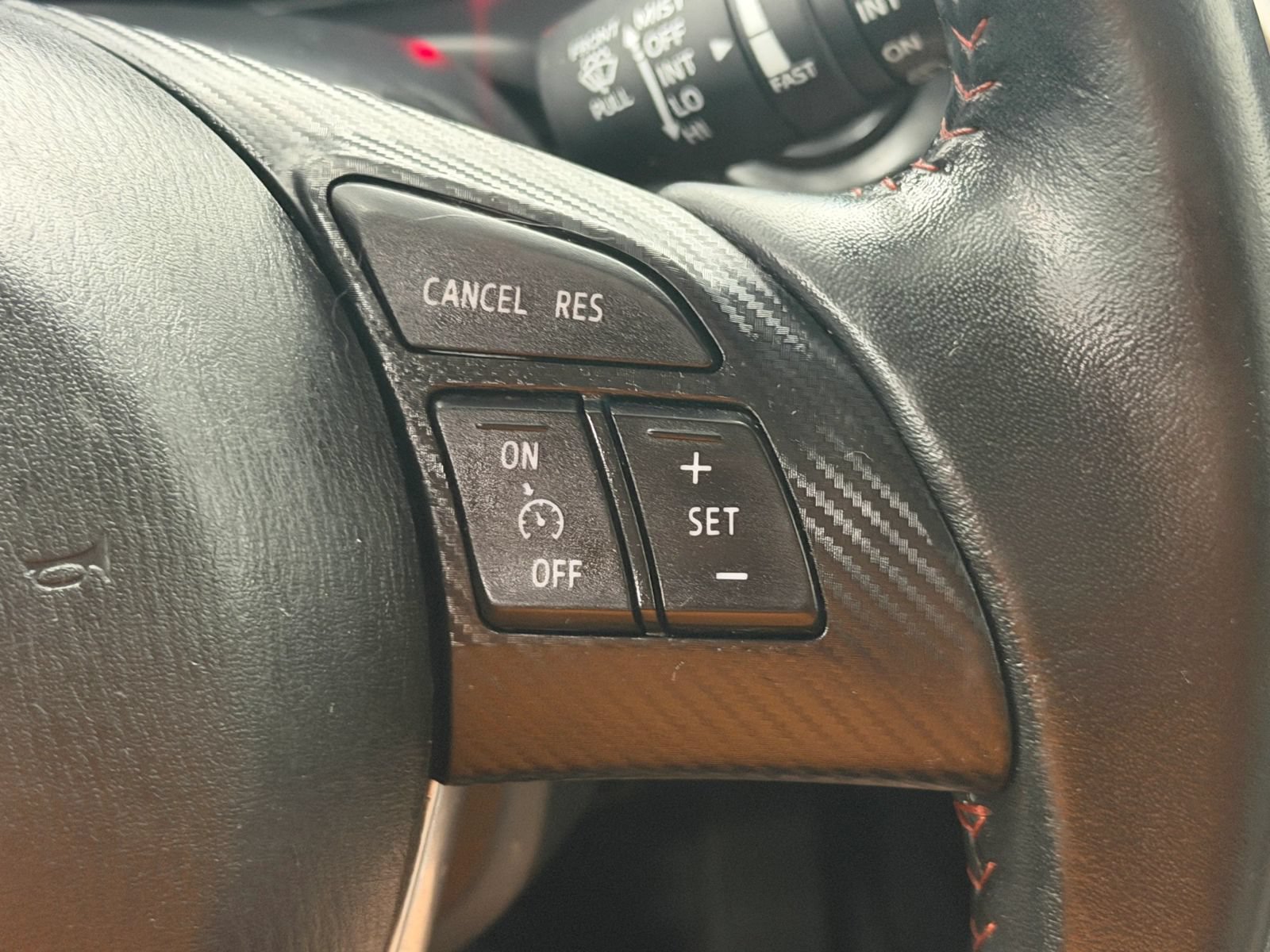 Used 2015 MAZDA MAZDA3 i Touring FWD image 25