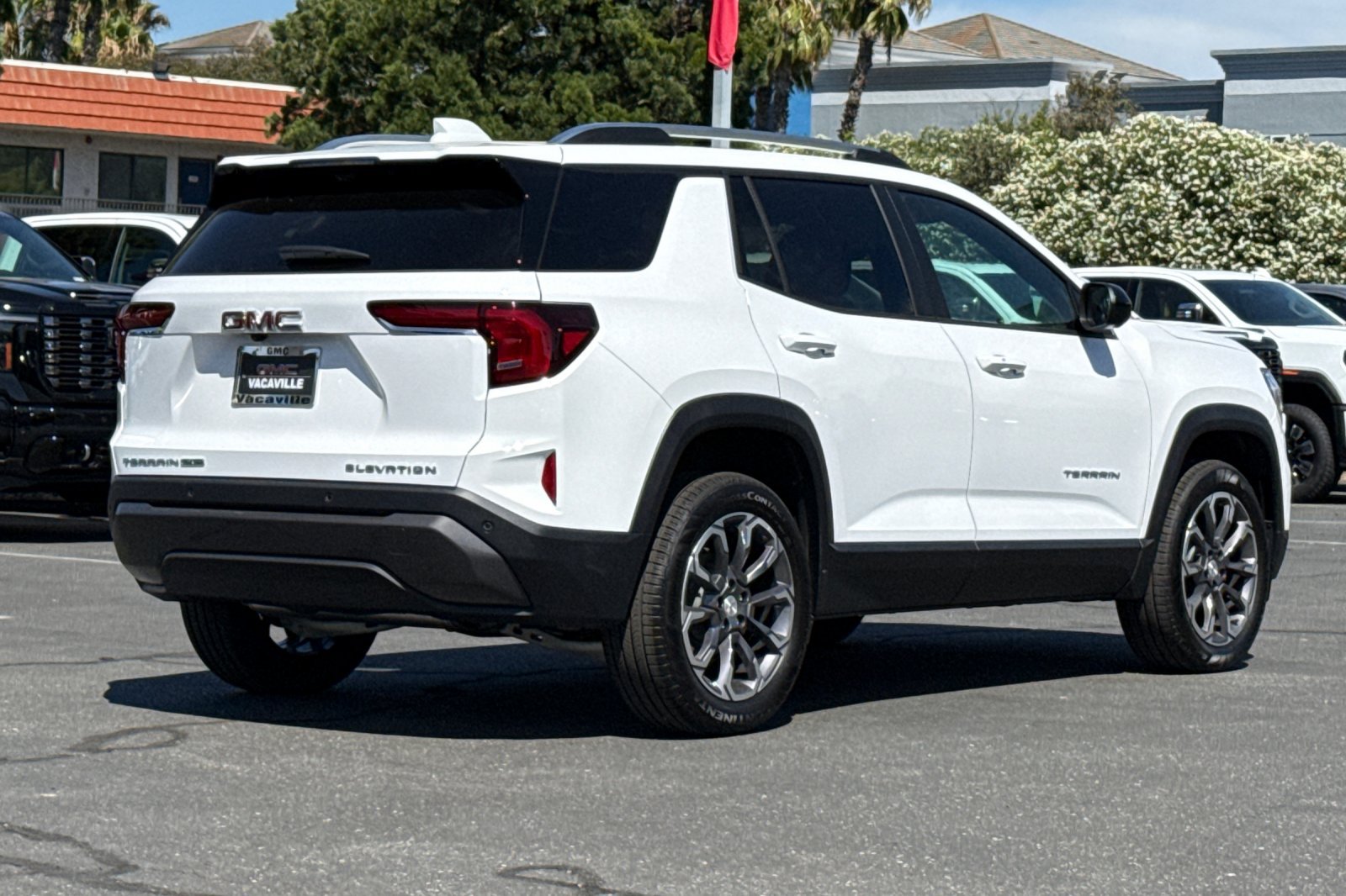 New 2026 GMC Terrain Elevation w/ Elevation Premium Package AWD/4WD image 5