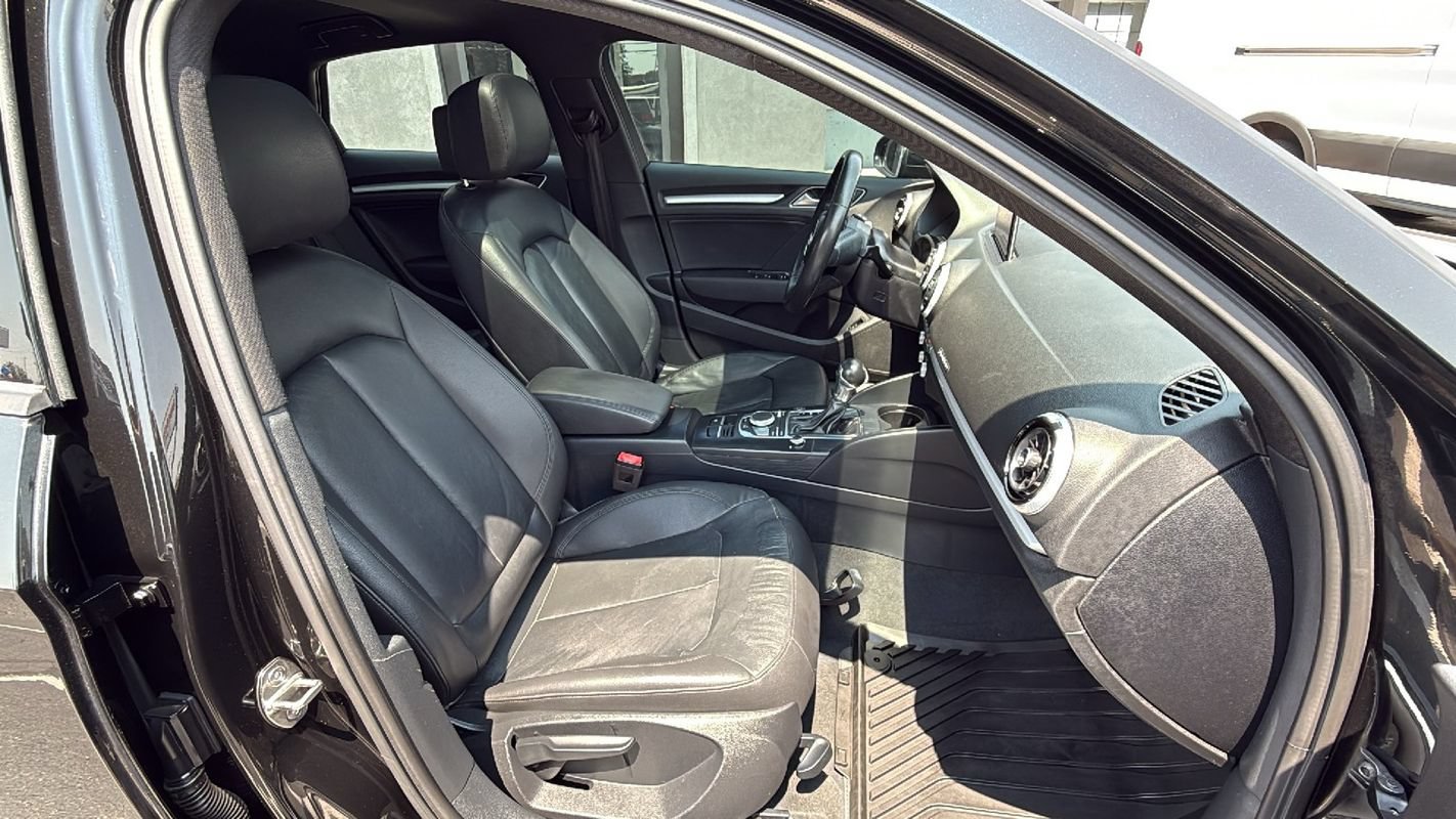 Used 2018 Audi A3 2.0T Premium w/ Convenience Package AWD/4WD image 18