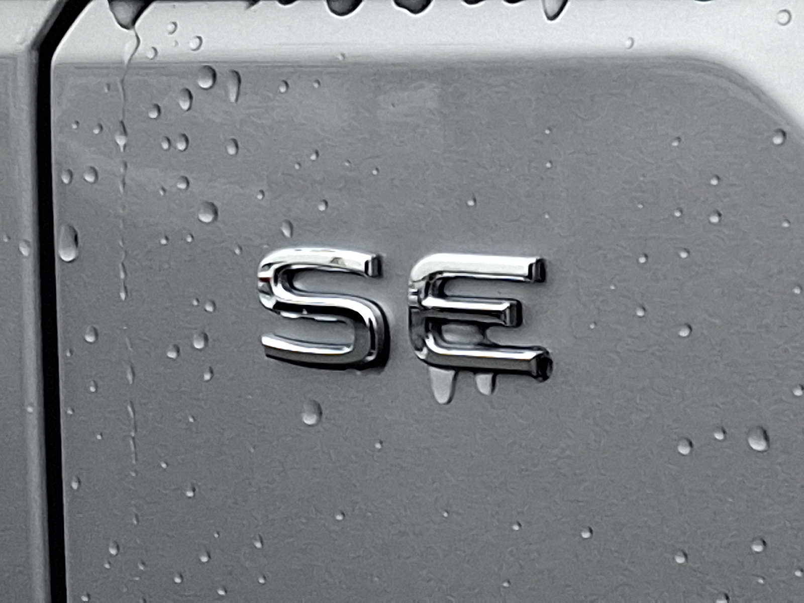 New 2025 Volkswagen Atlas SE image 12