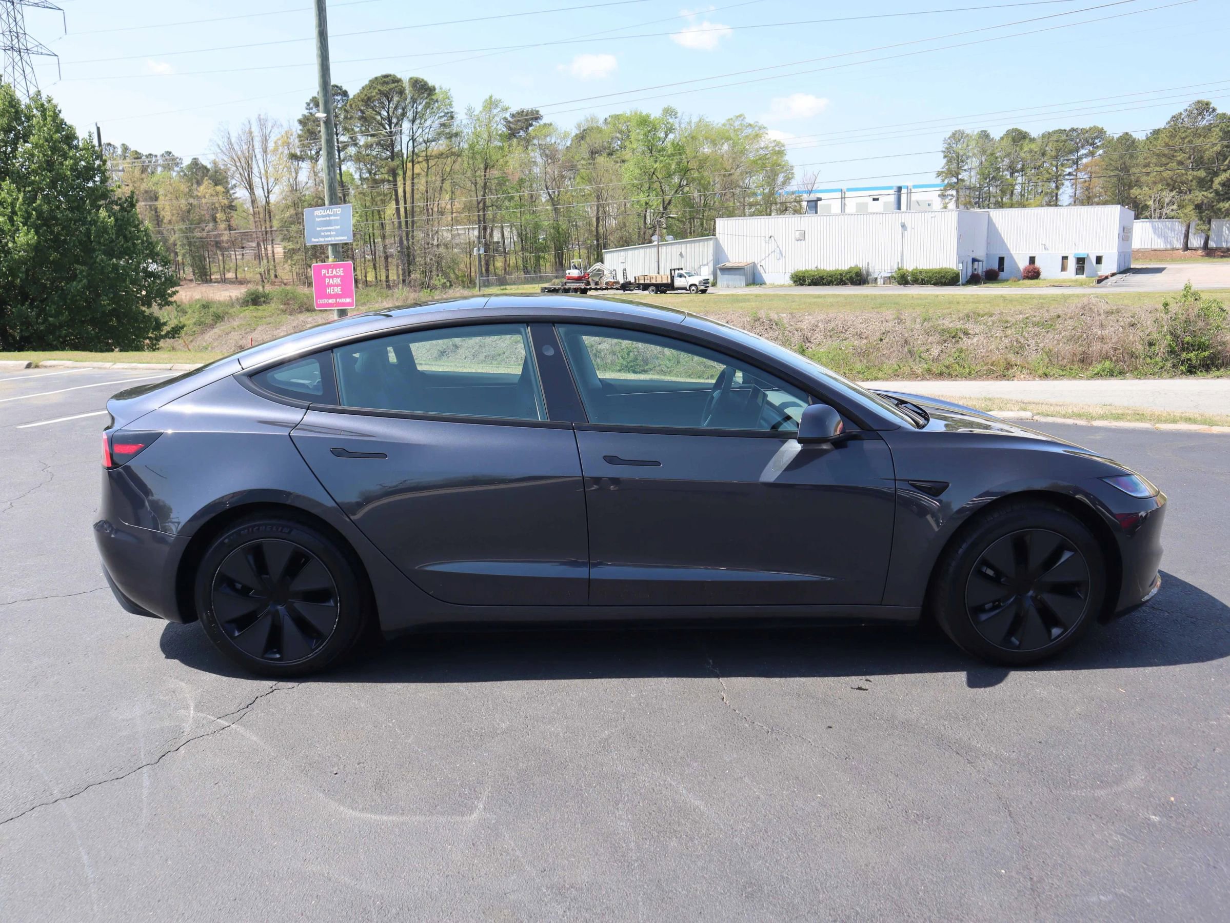 Used 2025 Tesla Model 3 image 12