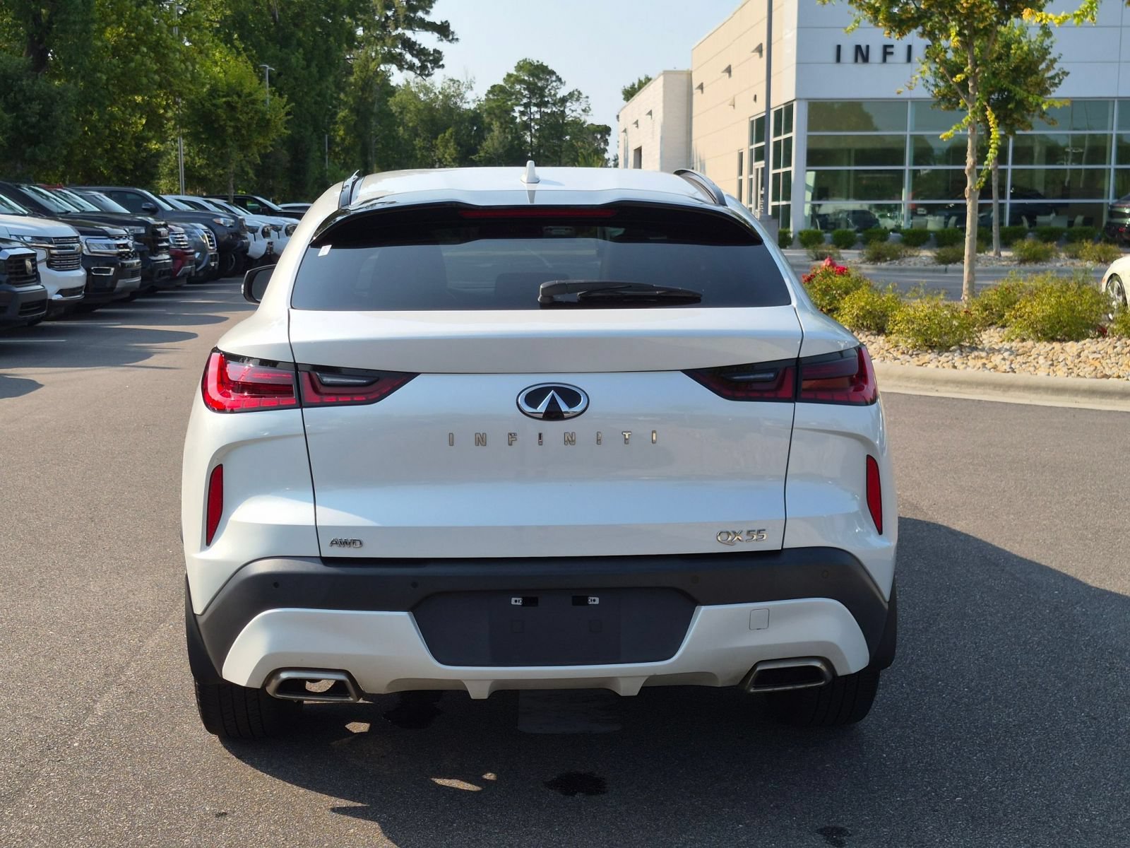 Used 2023 INFINITI QX55 Essential AWD/4WD image 4