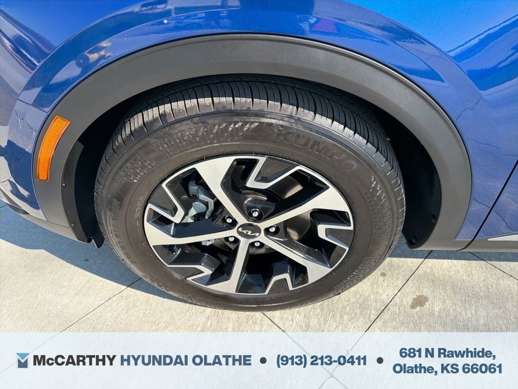 Used 2025 Kia Sportage EX w/ Premium Package FWD image 17