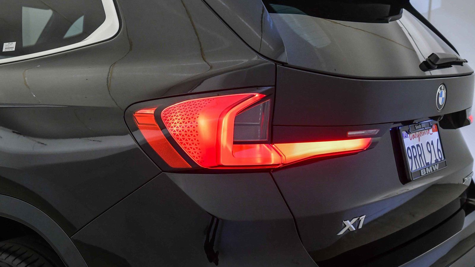 Used 2025 BMW X1 xDrive28i w/ Convenience Package image 12