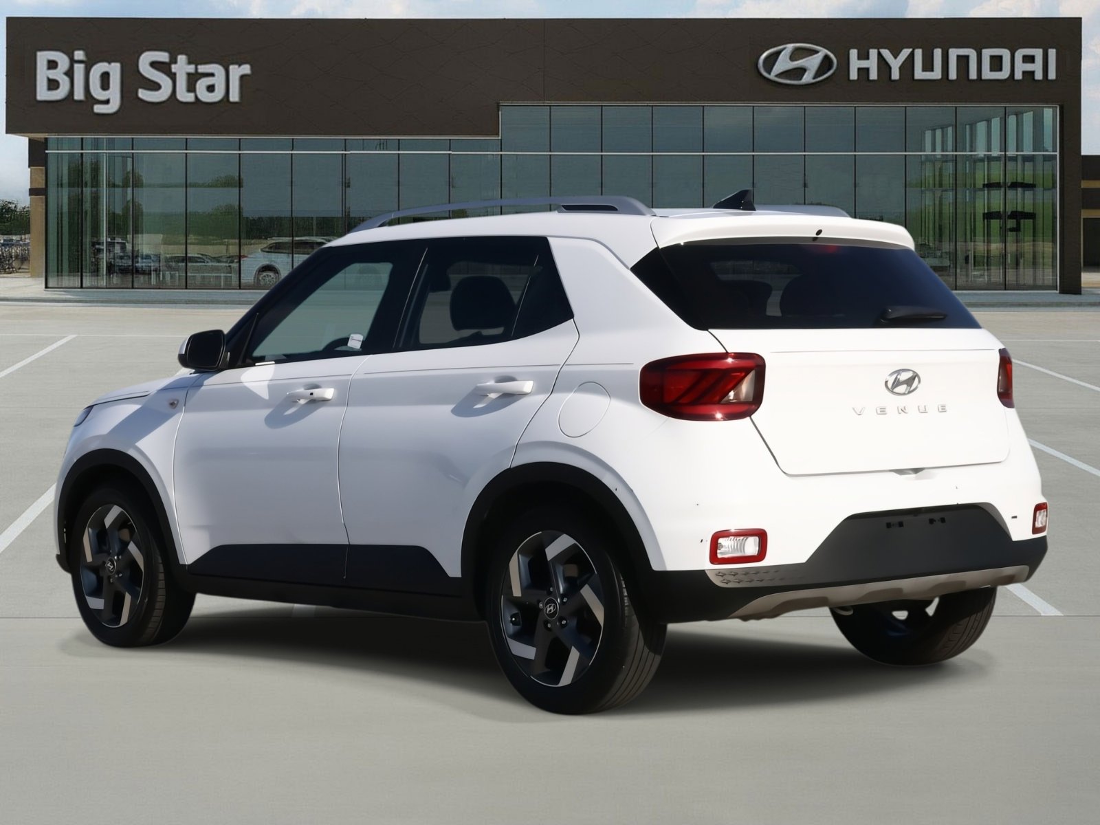 Used 2021 Hyundai Venue SEL w/ Premium Package image 3