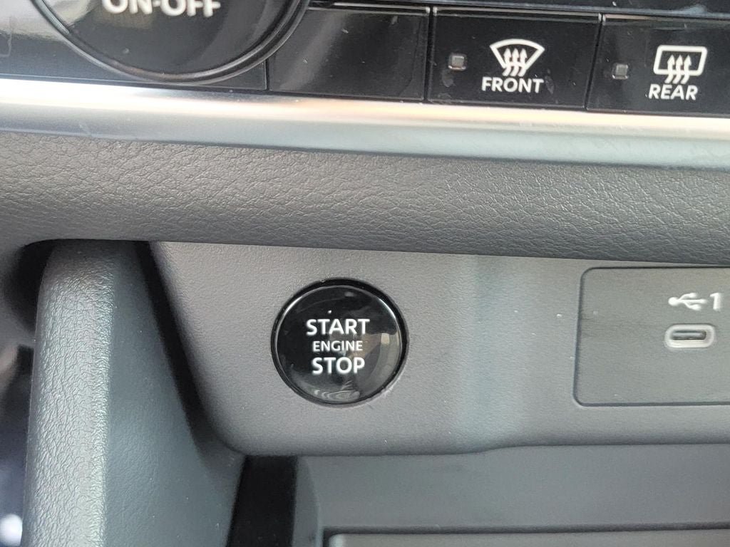 New 2026 Nissan Rogue SV AWD/4WD image 30