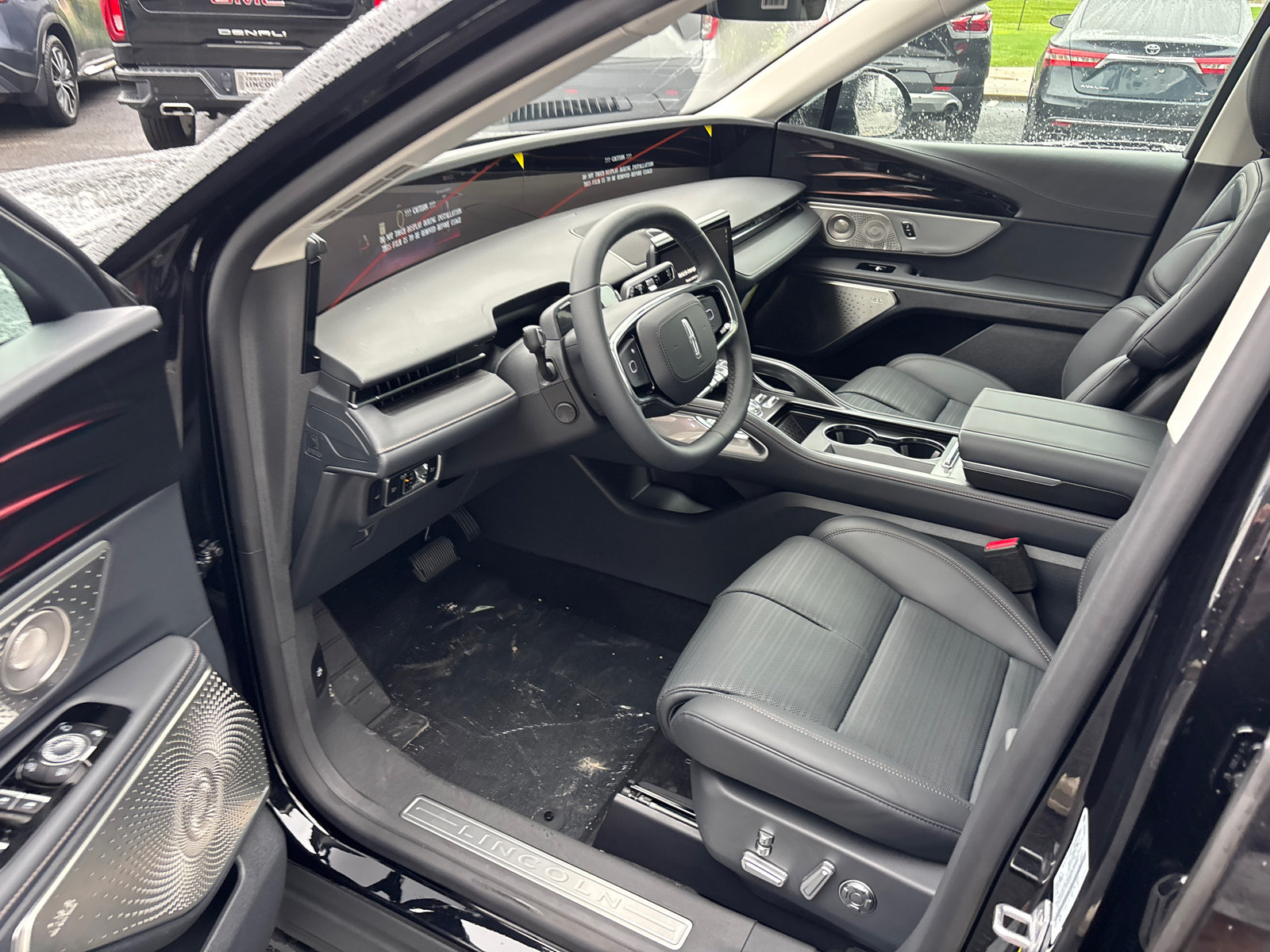 New 2026 Lincoln Nautilus Reserve AWD/4WD image 25