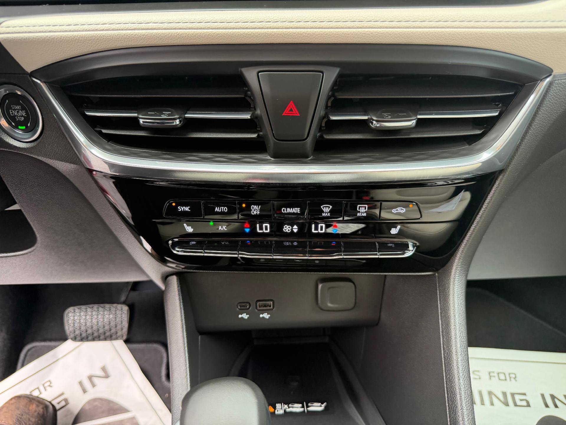 Used 2026 Buick Encore GX Avenir w/ Avenir Technology Package AWD/4WD image 25