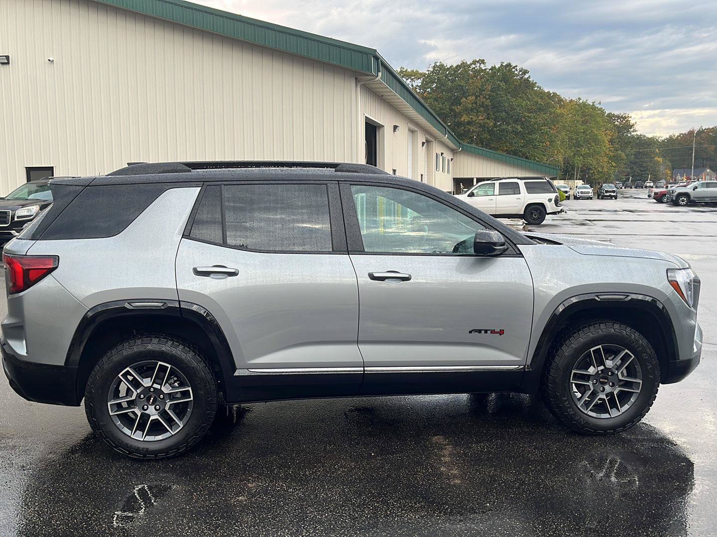 Certified 2026 GMC Terrain AT4 w/ Convenience Package III AWD/4WD image 23