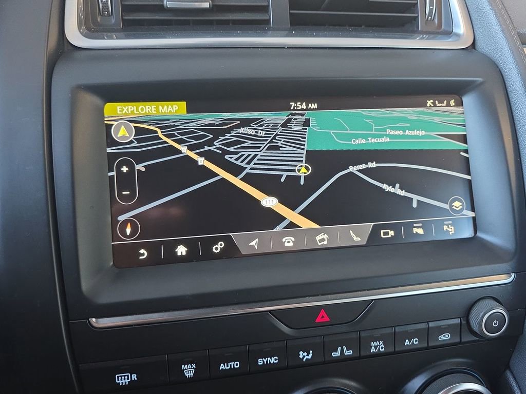 Used 2020 Jaguar E-PACE SE image 14