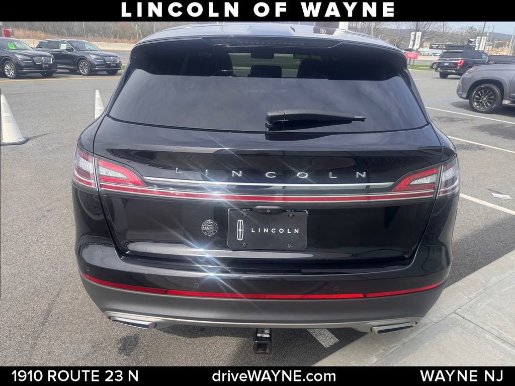 Certified 2022 Lincoln Nautilus Reserve AWD/4WD image 4