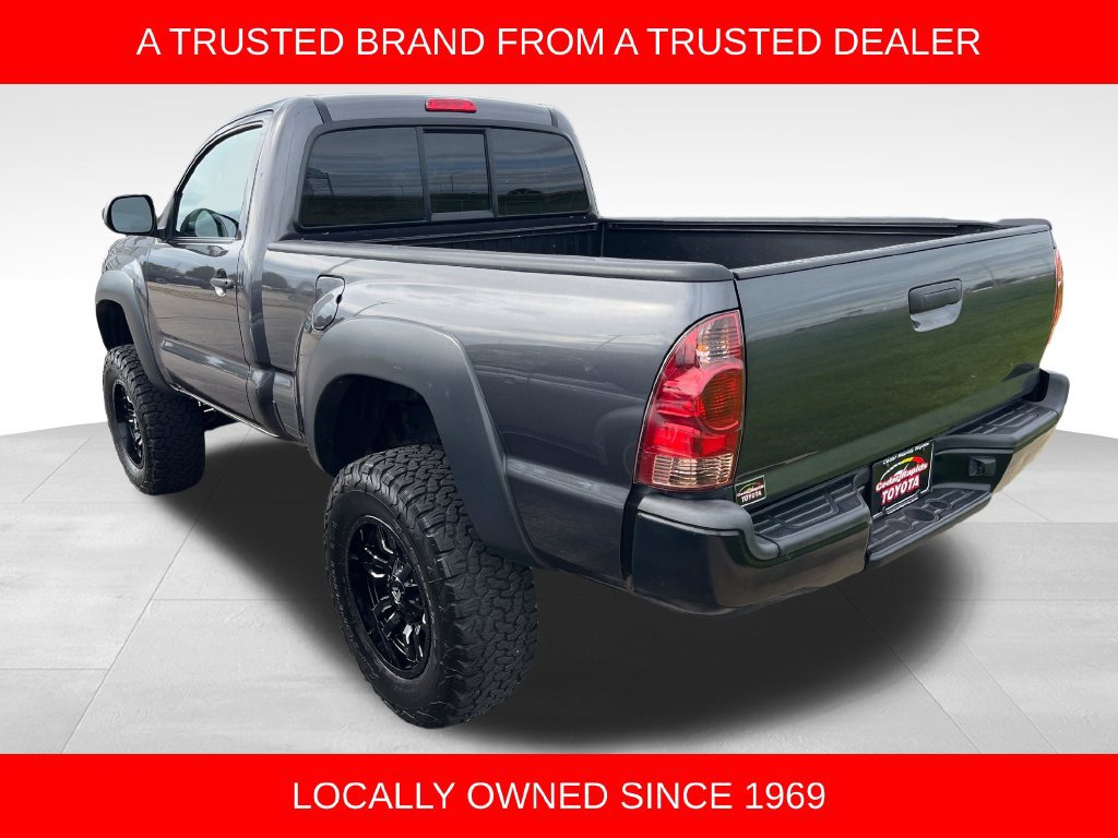 Used 2014 Toyota Tacoma 4x4 Regular Cab image 3