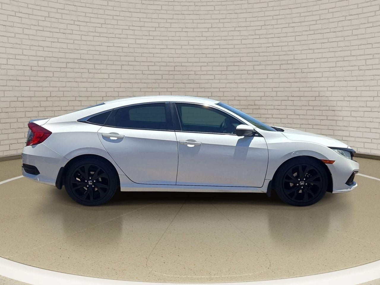 Used 2020 Honda Civic Sport image 4