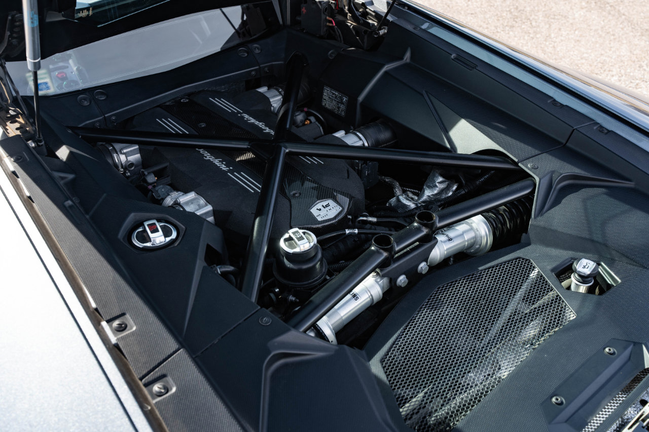 Used 2014 Lamborghini Aventador LP 700-4 image 43