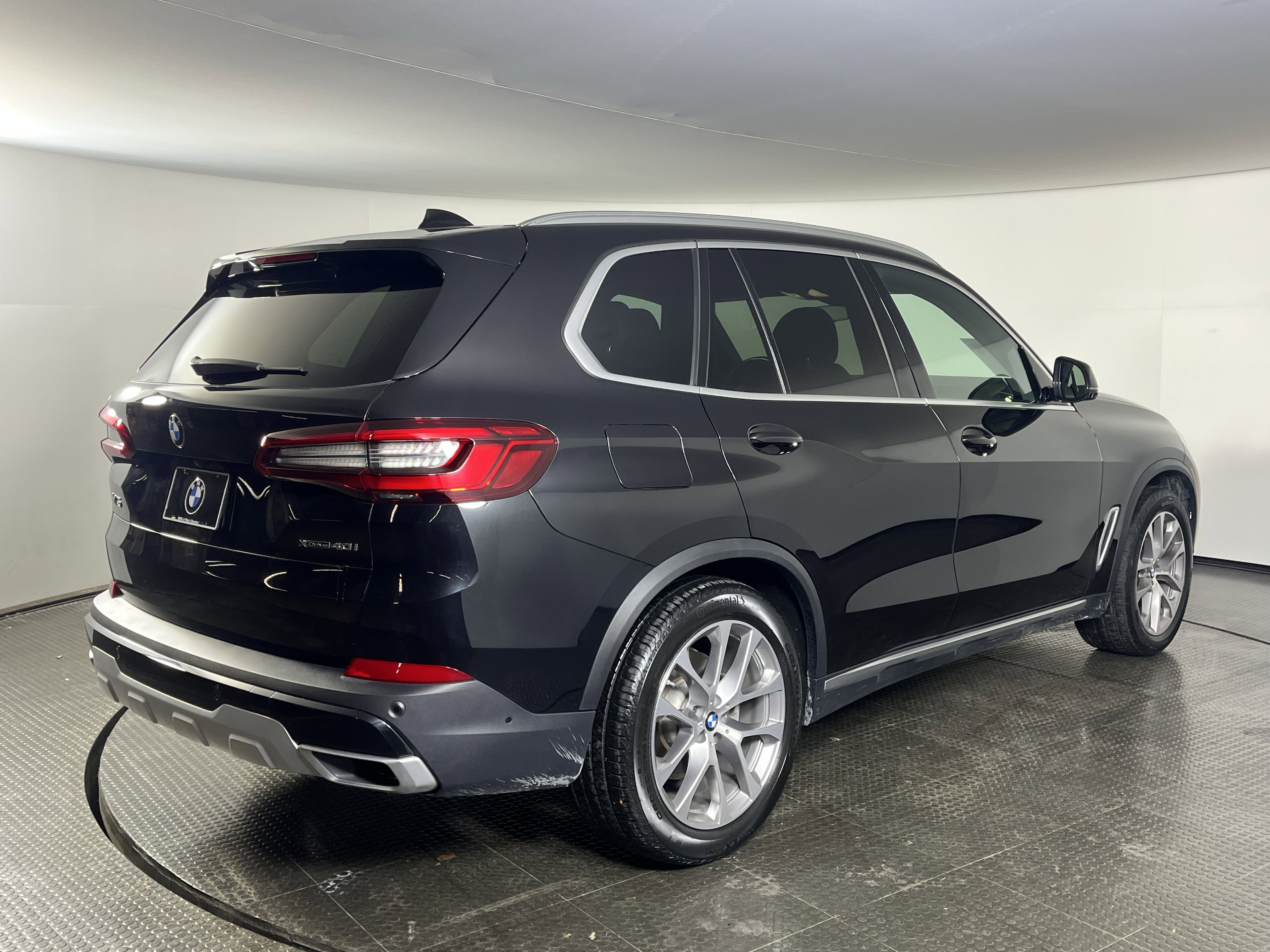 Used 2019 BMW X5 xDrive40i w/ Convenience Package image 5