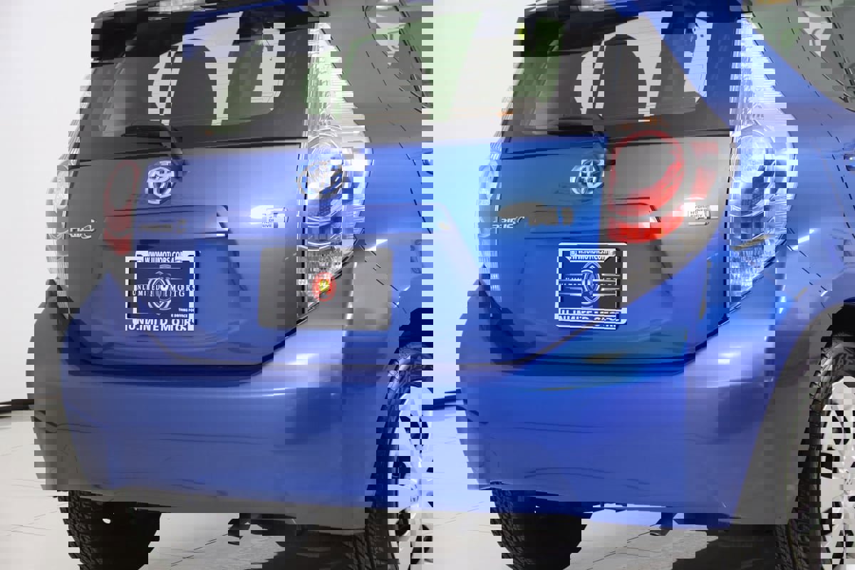 Used 2014 Toyota Prius C Two image 34