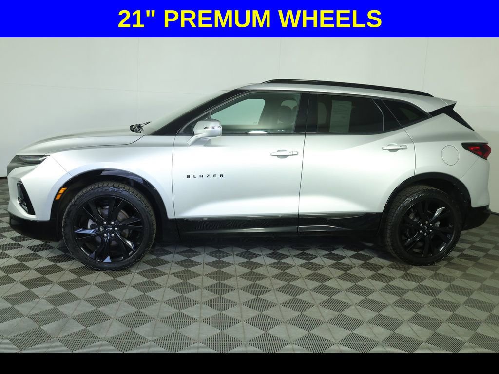 Used 2019 Chevrolet Blazer RS w/ Sun and Wheels Package image 6
