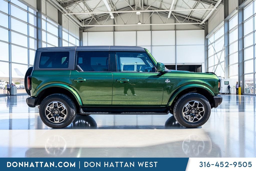 Used 2025 Ford Bronco Outer Banks image 34