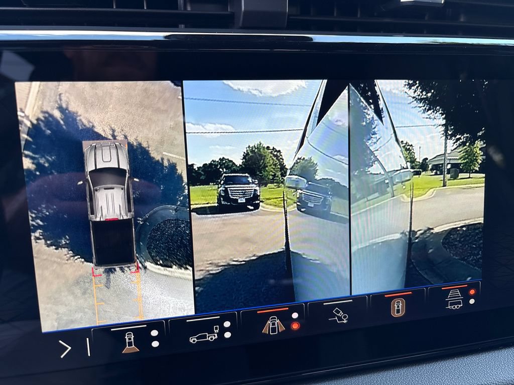New 2026 GMC Sierra 2500 AT4 w/ AT4 Premium Plus Package AWD/4WD image 30