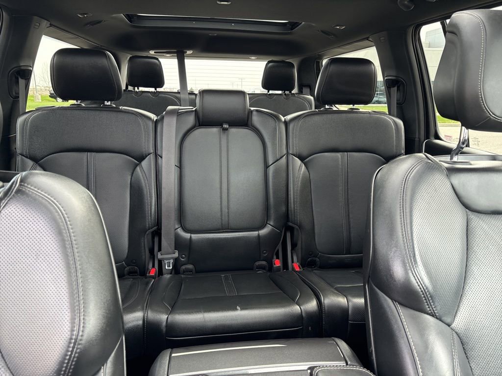 Used 2024 Jeep Wagoneer 4WD w/ Premium Group I image 14