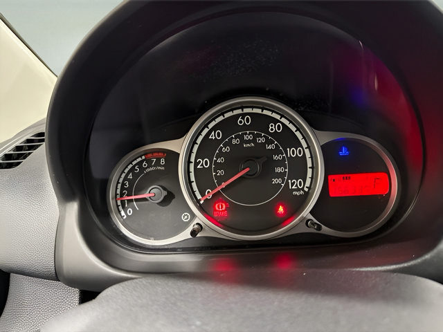 Used 2013 MAZDA MAZDA2 Sport FWD image 16