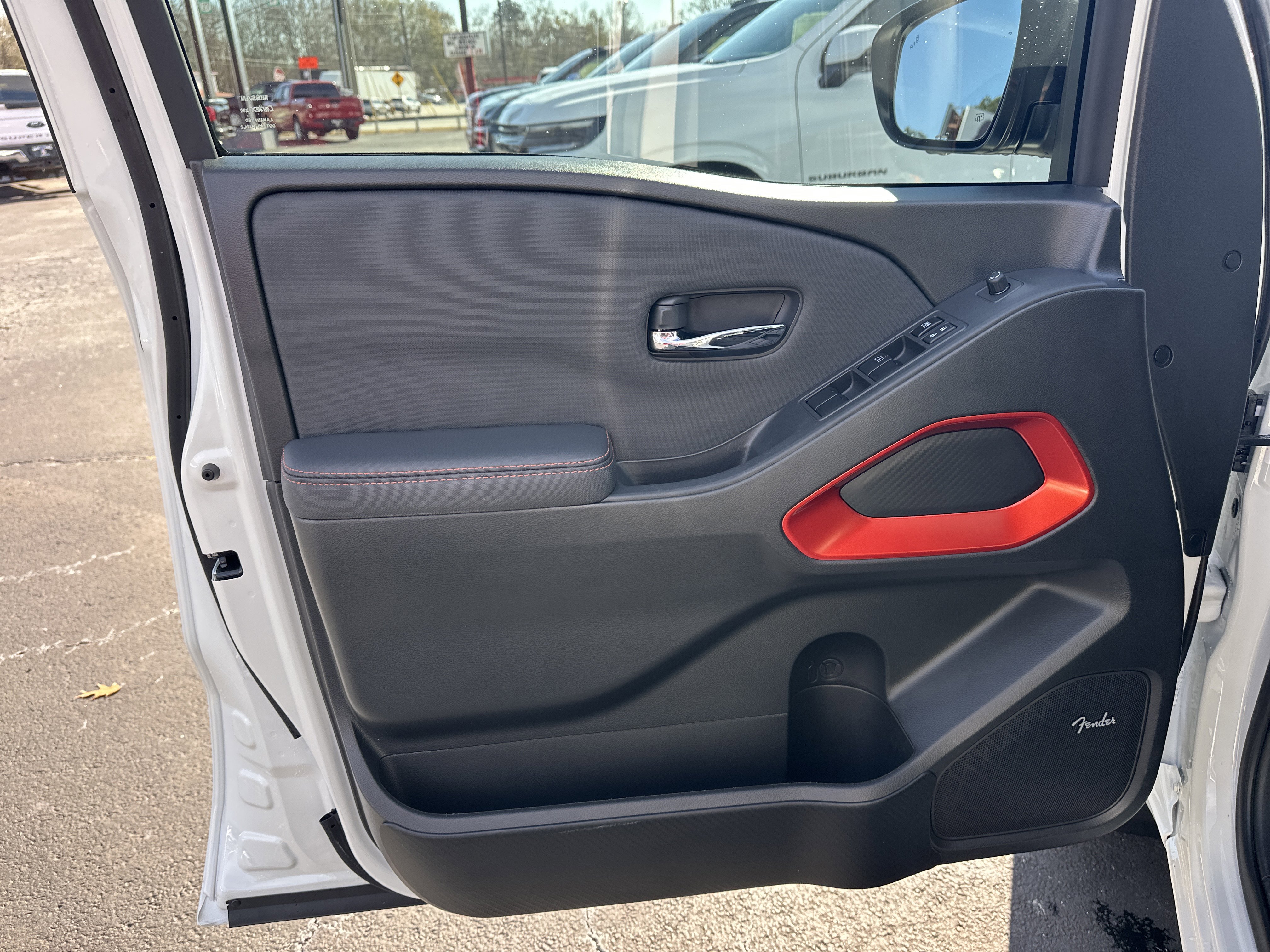 Used 2024 Nissan Frontier PRO-4X w/ Pro Premium Package image 11