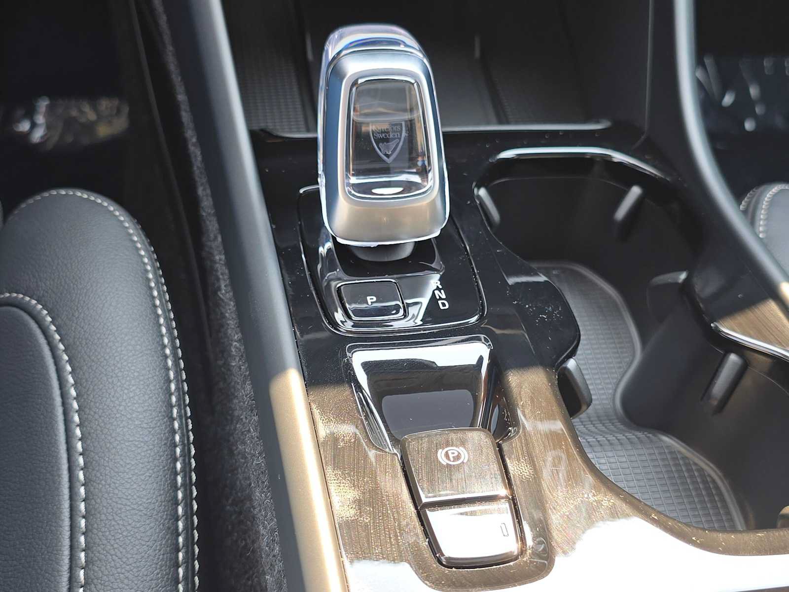 New 2026 Volvo XC40 B5 Ultra w/ Protection Package Premier AWD/4WD image 31